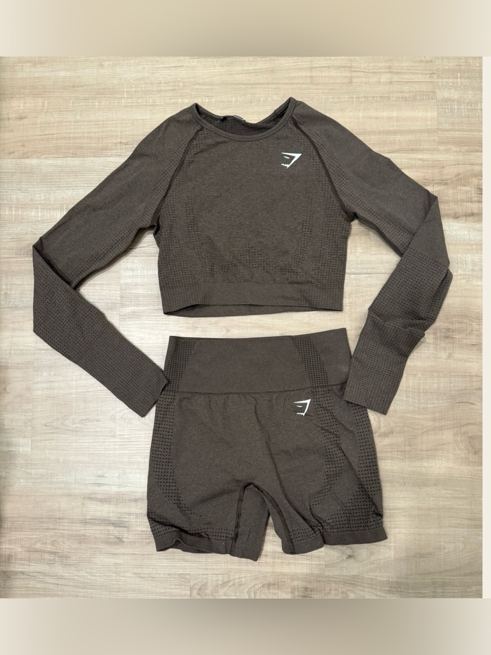Gymshark Set! Cross listed on Mercari bc my prices are lower!